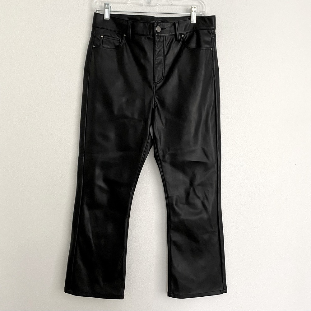 ANN TAYLOR FAUX LEATHER WIDE LEG CROPPED PANTS Petite size 8P. Like new